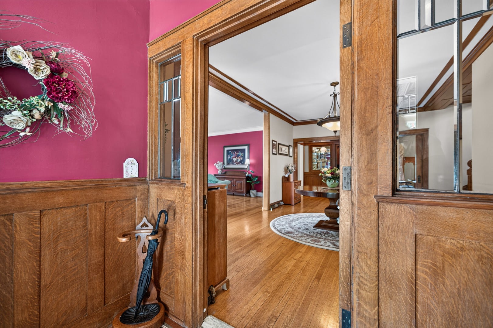 729 W Downer Place, Aurora, IL 60506 729 W Downer Place, Aurora, IL 60506