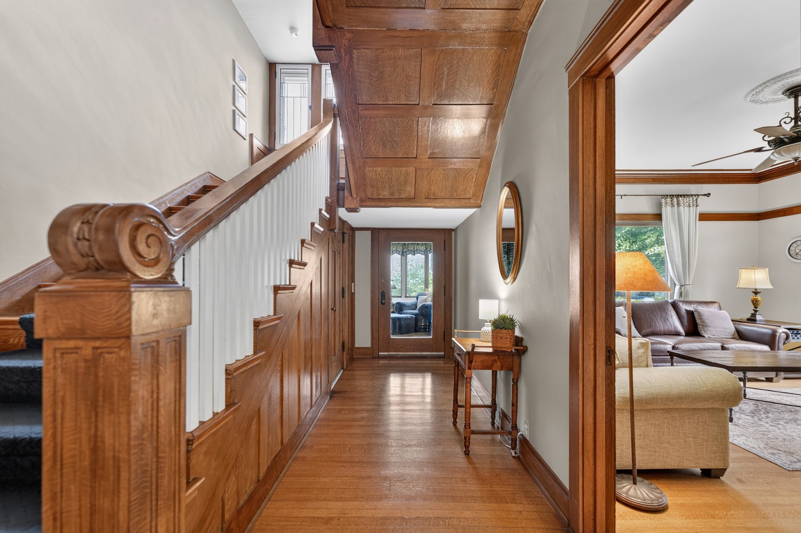 729 W Downer Place, Aurora, IL 60506 729 W Downer Place, Aurora, IL 60506