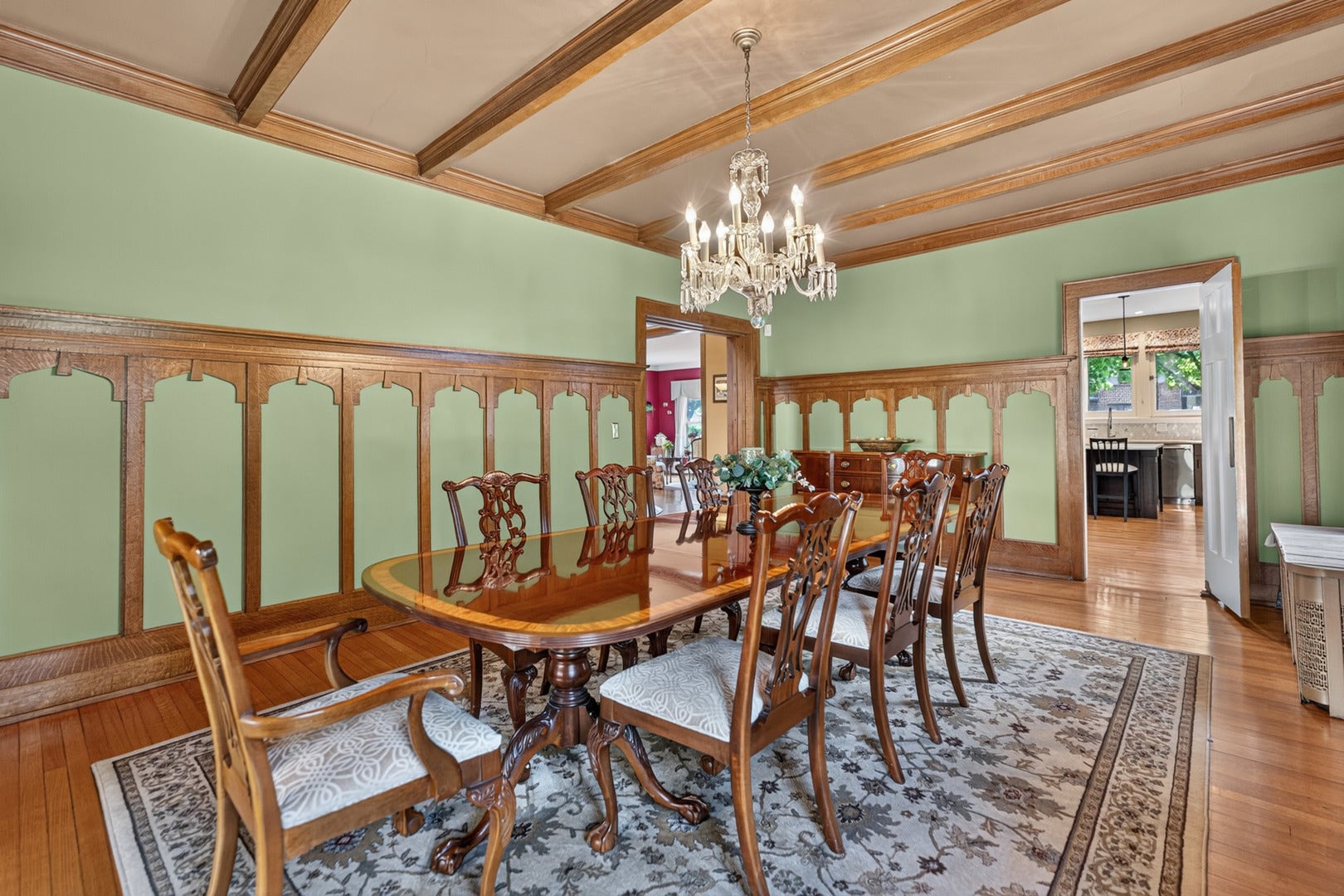 729 W Downer Place, Aurora, IL 60506 729 W Downer Place, Aurora, IL 60506