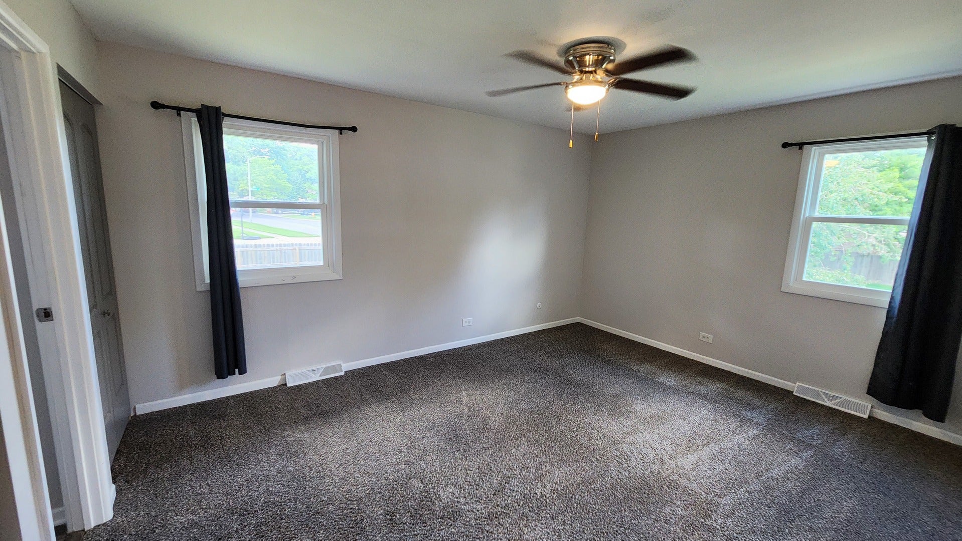418 Assembly Drive, Bolingbrook, IL 60440 418 Assembly Drive, Bolingbrook, IL 60440