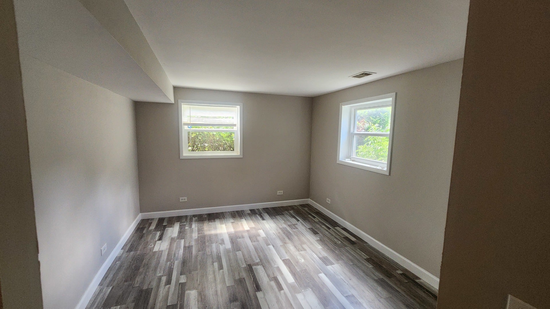 418 Assembly Drive, Bolingbrook, IL 60440 418 Assembly Drive, Bolingbrook, IL 60440