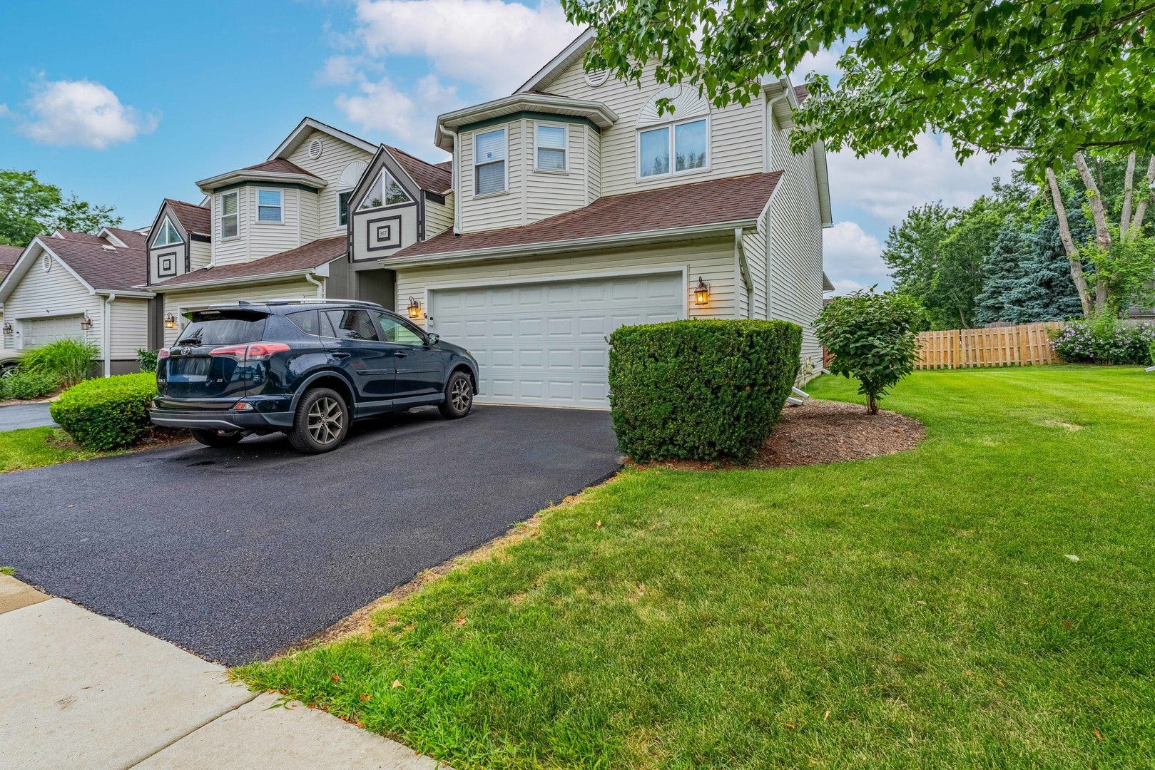 367 Inner Circle Drive, Bolingbrook, IL 60490 367 Inner Circle Drive, Bolingbrook, IL 60490
