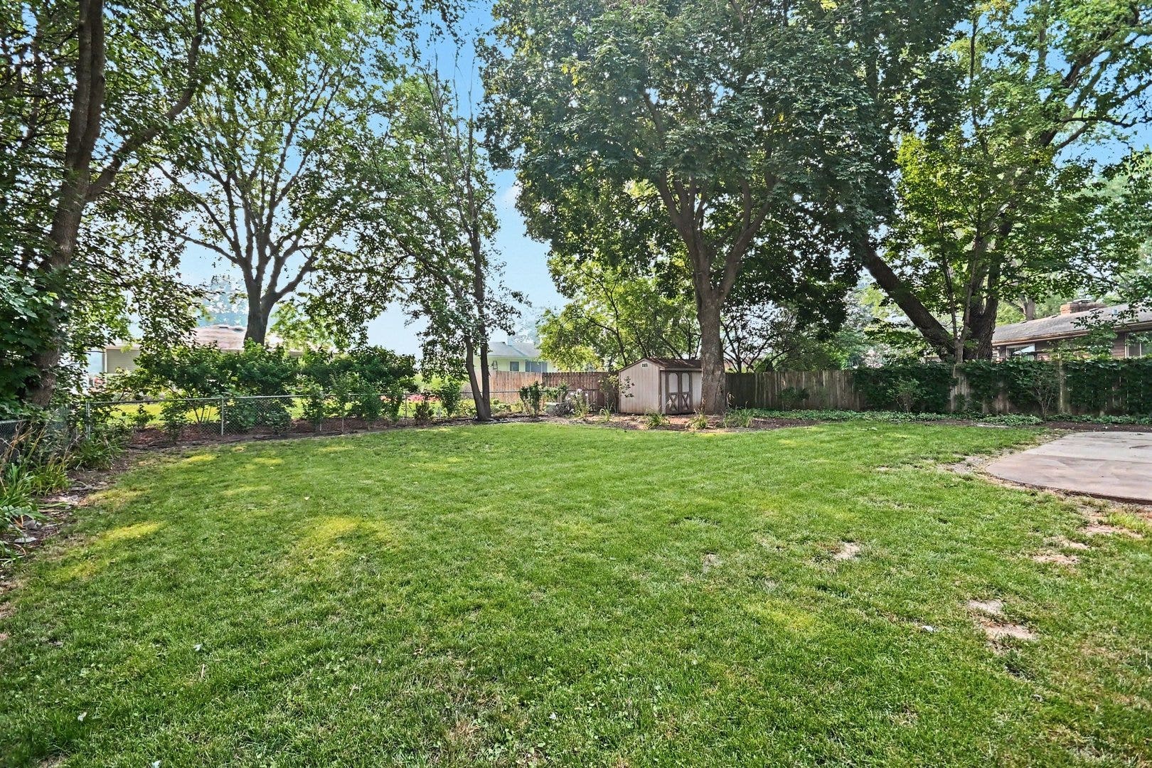 209 Maureen Drive, Elgin, IL 60123 209 Maureen Drive, Elgin, IL 60123