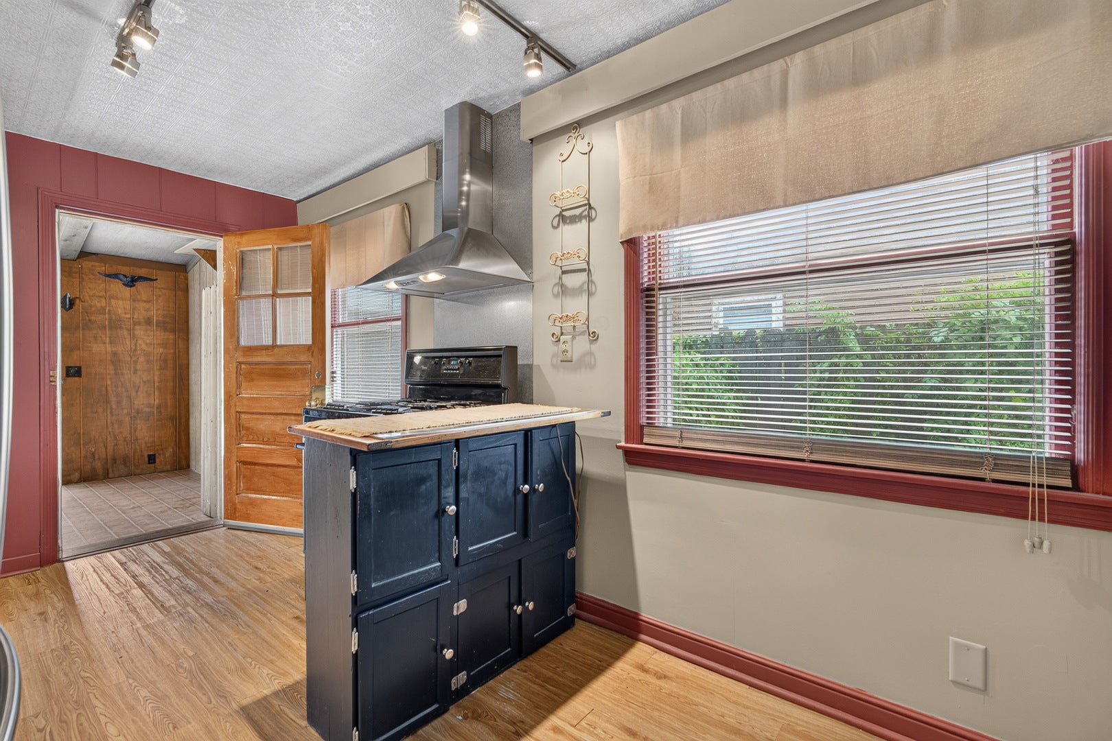 474 Sunset Drive, Elgin, IL 60123 474 Sunset Drive, Elgin, IL 60123
