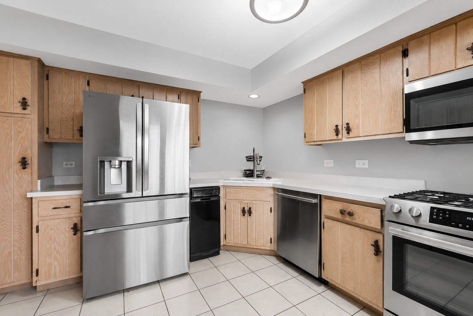 15722 CENTENNIAL Drive, Orland Park, IL 60462 15722 CENTENNIAL Drive, Orland Park, IL 60462