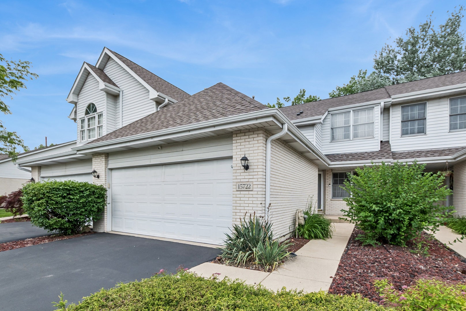 15722 CENTENNIAL Drive, Orland Park, IL 60462 15722 CENTENNIAL Drive, Orland Park, IL 60462