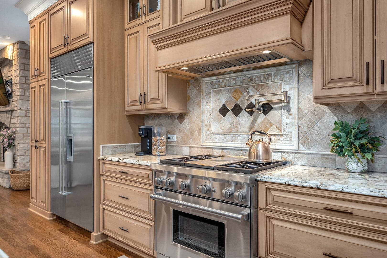4050 Sterling Road, Downers Grove, IL 60515 4050 Sterling Road, Downers Grove, IL 60515