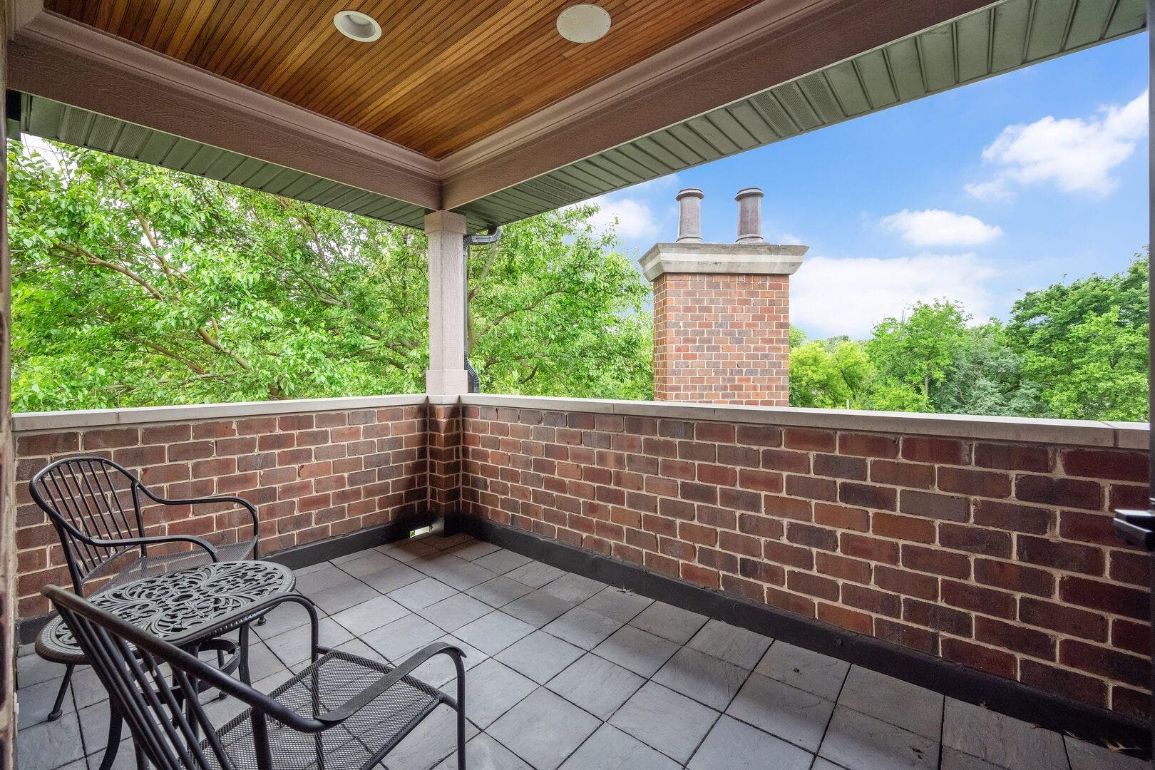 4050 Sterling Road, Downers Grove, IL 60515 4050 Sterling Road, Downers Grove, IL 60515