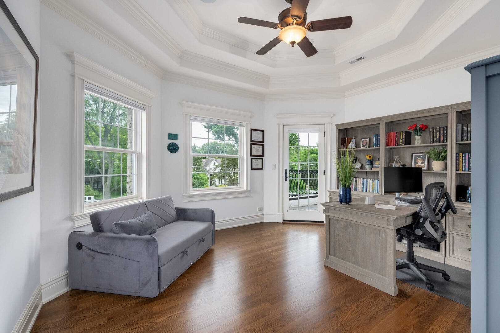 4050 Sterling Road, Downers Grove, IL 60515 4050 Sterling Road, Downers Grove, IL 60515