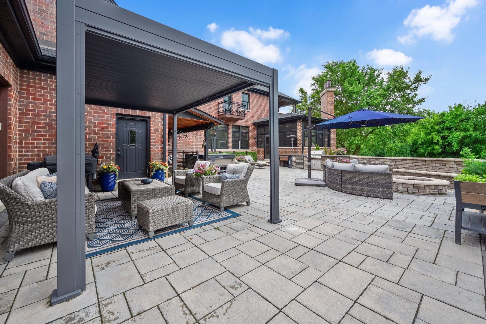 4050 Sterling Road, Downers Grove, IL 60515 4050 Sterling Road, Downers Grove, IL 60515