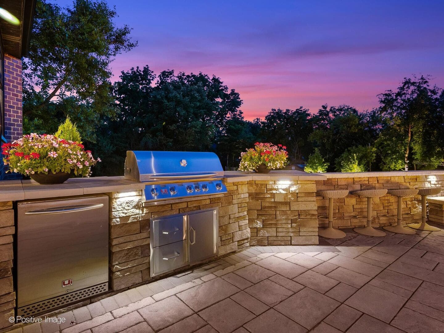 4050 Sterling Road, Downers Grove, IL 60515 4050 Sterling Road, Downers Grove, IL 60515