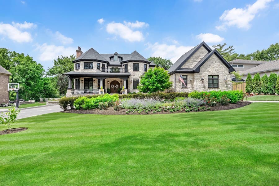 Property photo for 4050 Sterling Road, Downers Grove, IL