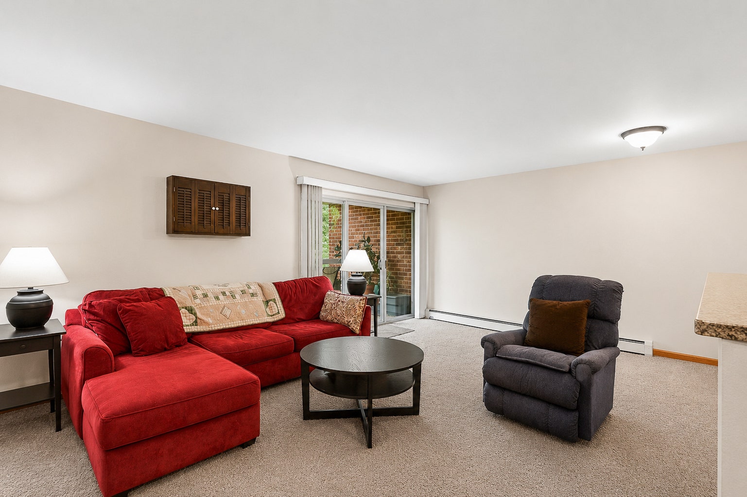 4043 Saratoga Avenue, #222, Downers Grove, IL 60515 4043 Saratoga Avenue, #222, Downers Grove, IL 60515
