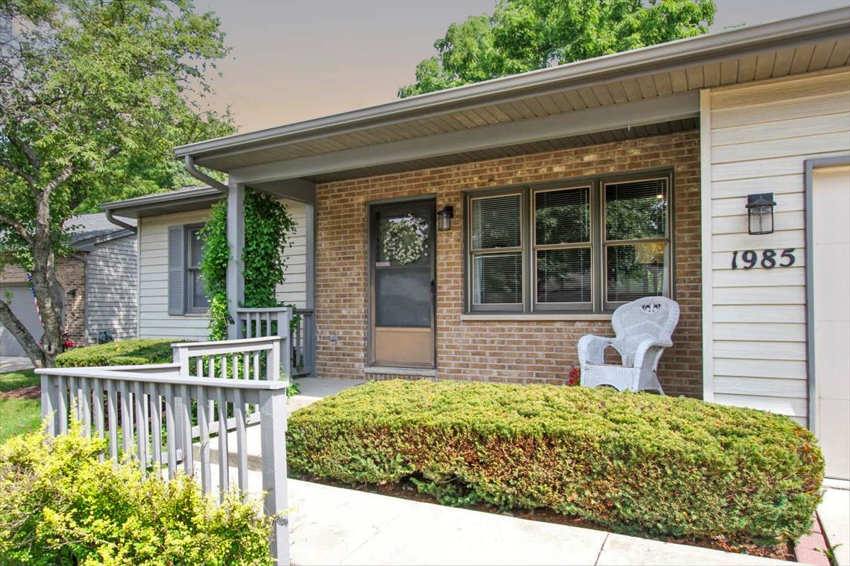 1985 Sandy Creek Drive, #1985, Elgin, IL 60123 1985 Sandy Creek Drive, #1985, Elgin, IL 60123