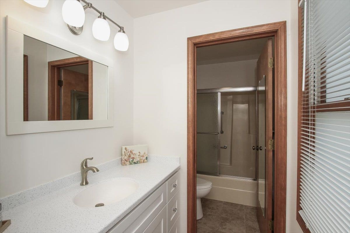 1985 Sandy Creek Drive, #1985, Elgin, IL 60123 1985 Sandy Creek Drive, #1985, Elgin, IL 60123