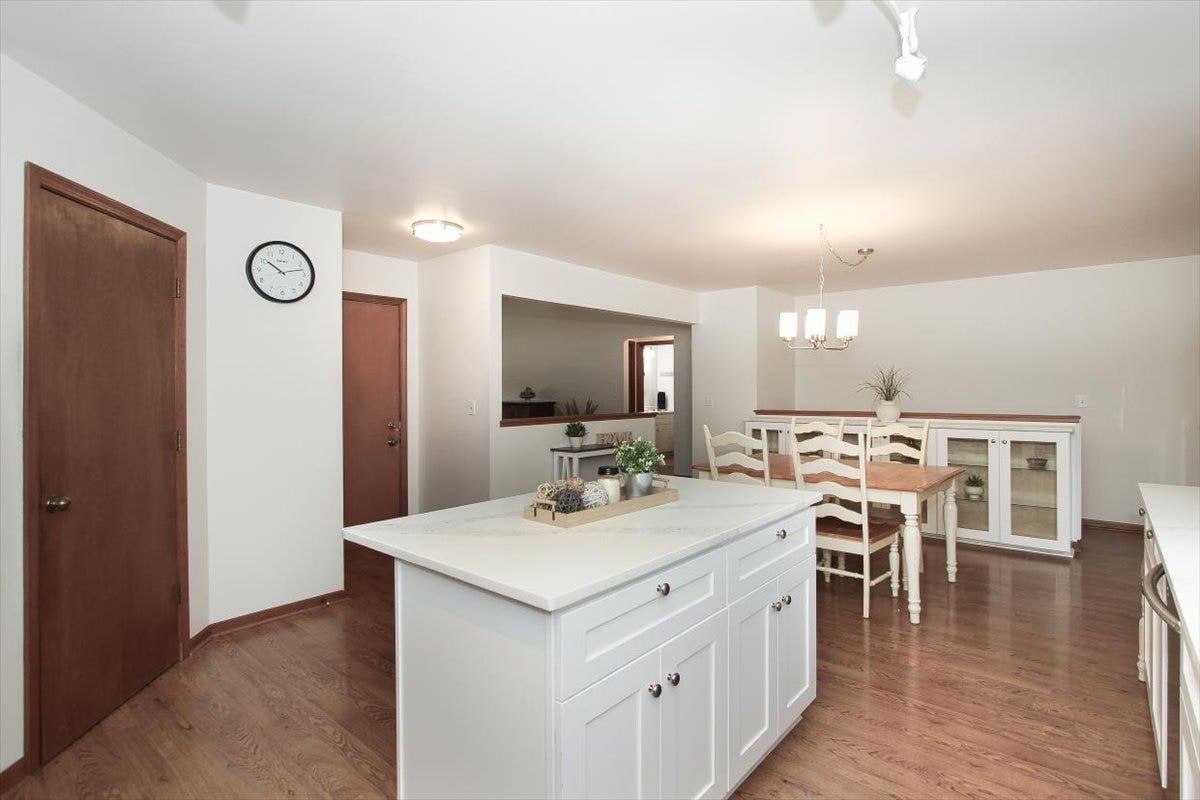 1985 Sandy Creek Drive, #1985, Elgin, IL 60123 1985 Sandy Creek Drive, #1985, Elgin, IL 60123