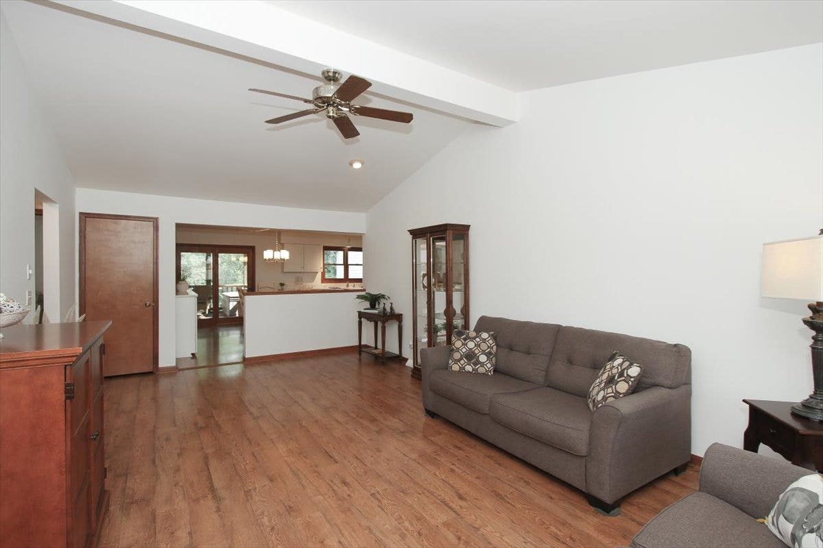 1985 Sandy Creek Drive, #1985, Elgin, IL 60123 1985 Sandy Creek Drive, #1985, Elgin, IL 60123