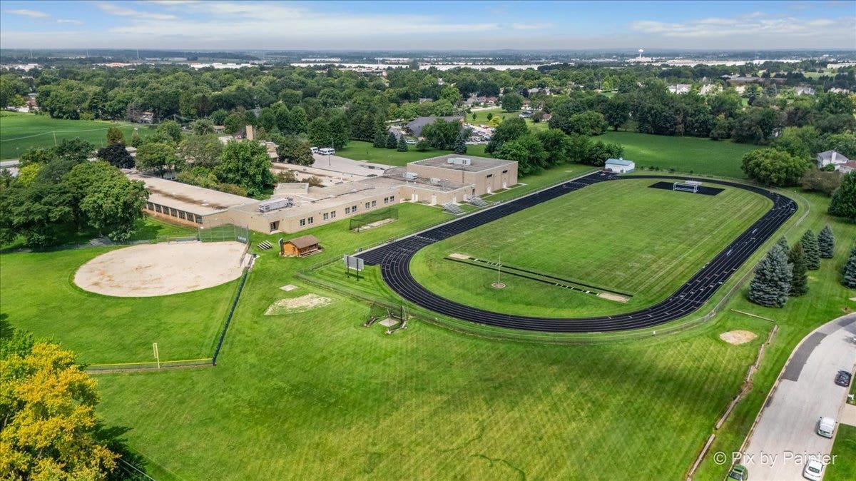 763 Westgate Drive, Aurora, IL 60506 763 Westgate Drive, Aurora, IL 60506