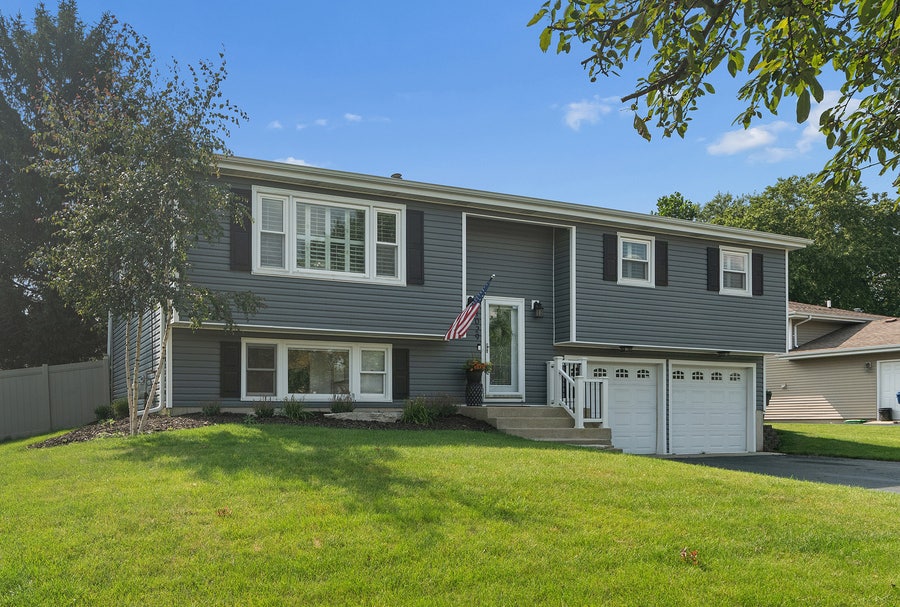Property photo for 1029 S Cooper Street, New Lenox, IL