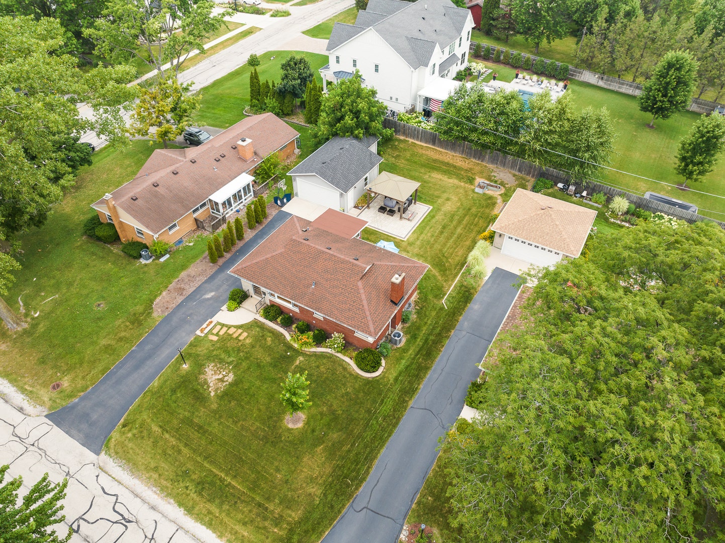 22 6th Street, Downers Grove, IL 60515