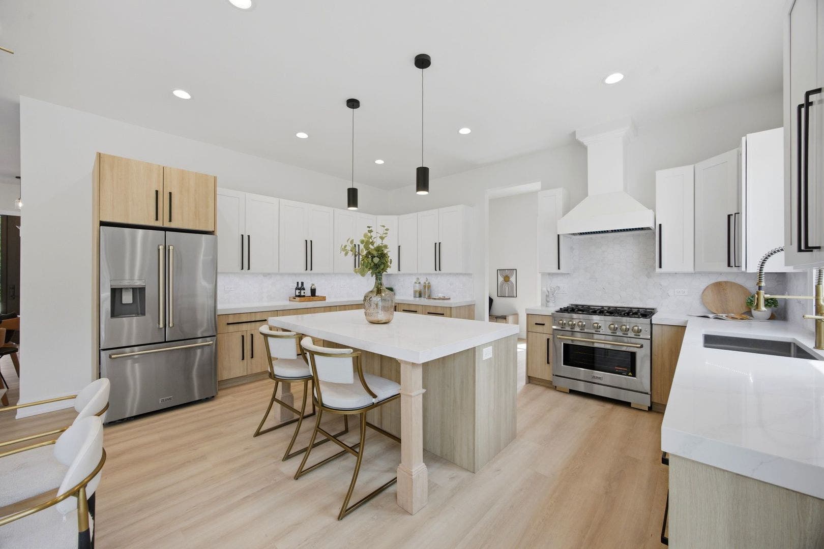 949 Internationale Parkway, Woodridge, IL 60517 949 Internationale Parkway, Woodridge, IL 60517