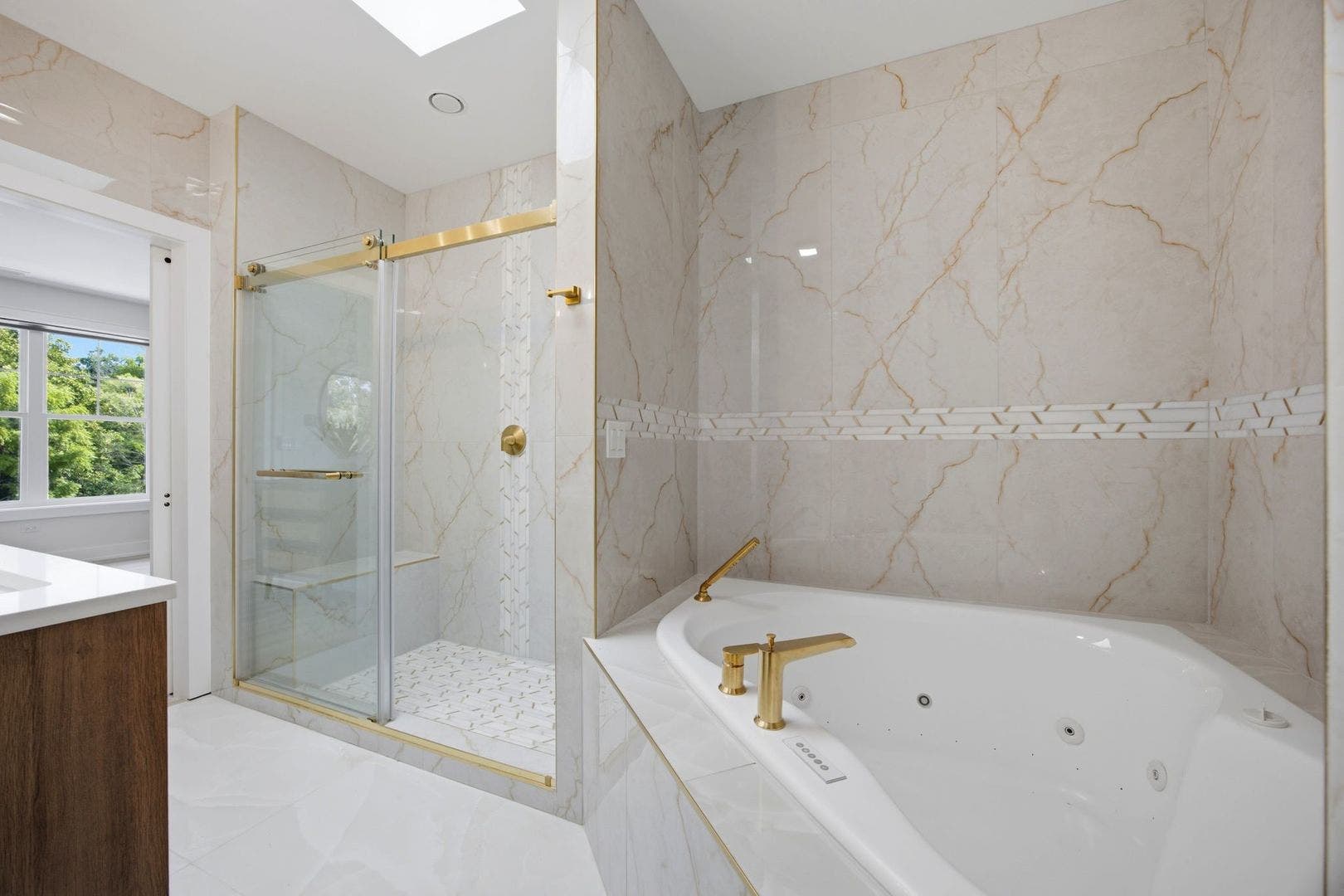 949 Internationale Parkway, Woodridge, IL 60517 949 Internationale Parkway, Woodridge, IL 60517