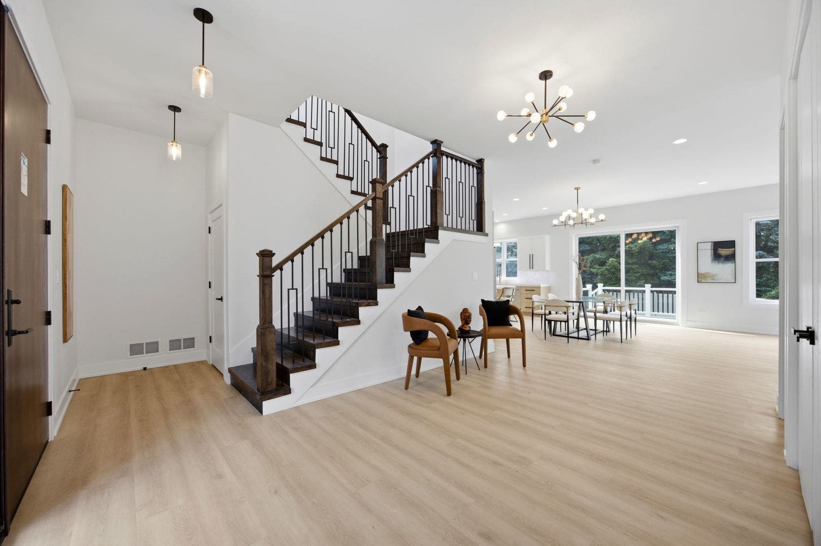 949 Internationale Parkway, Woodridge, IL 60517 949 Internationale Parkway, Woodridge, IL 60517