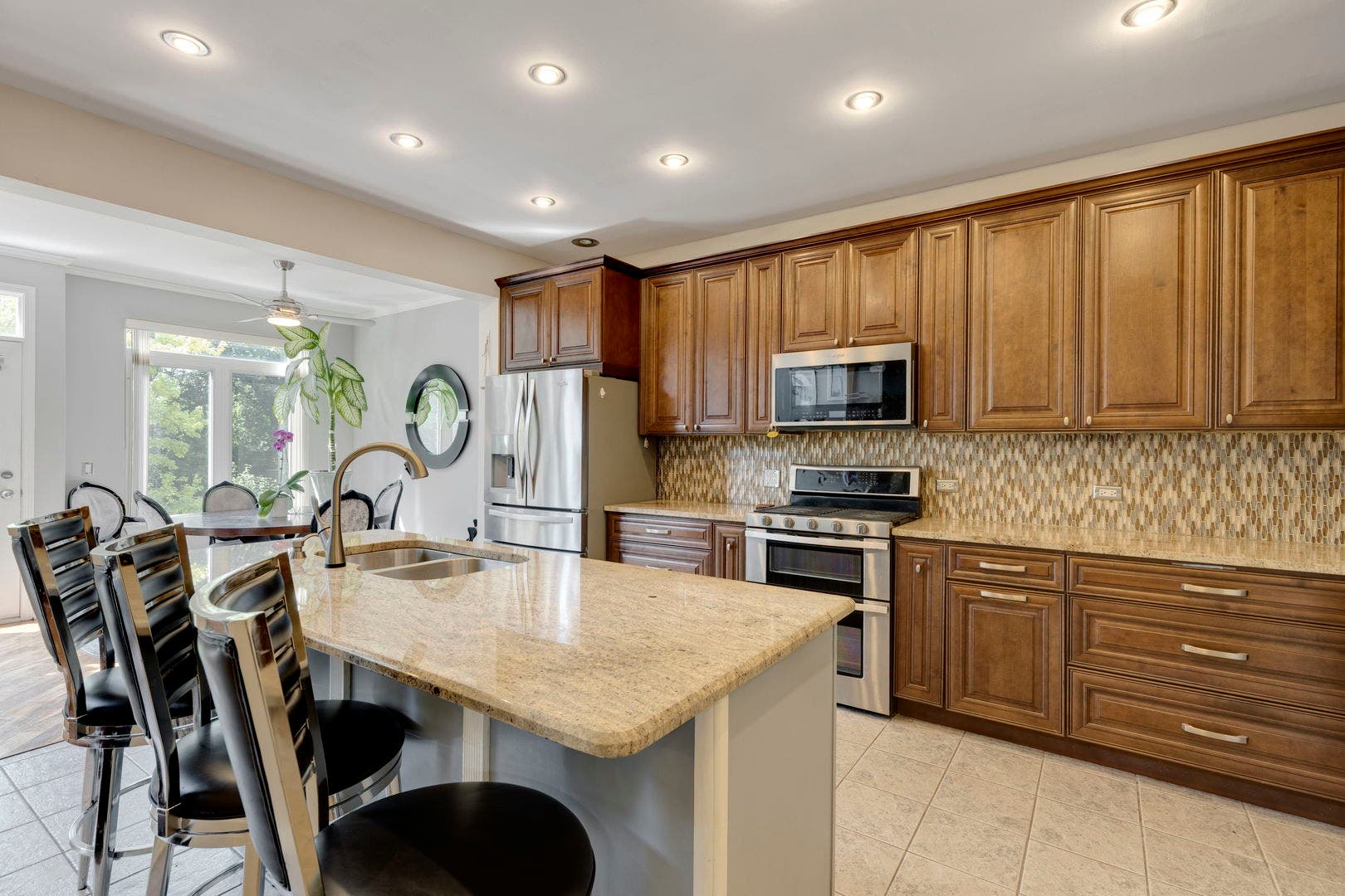 363 Aaron Lane, Bolingbrook, IL 60440 363 Aaron Lane, Bolingbrook, IL 60440