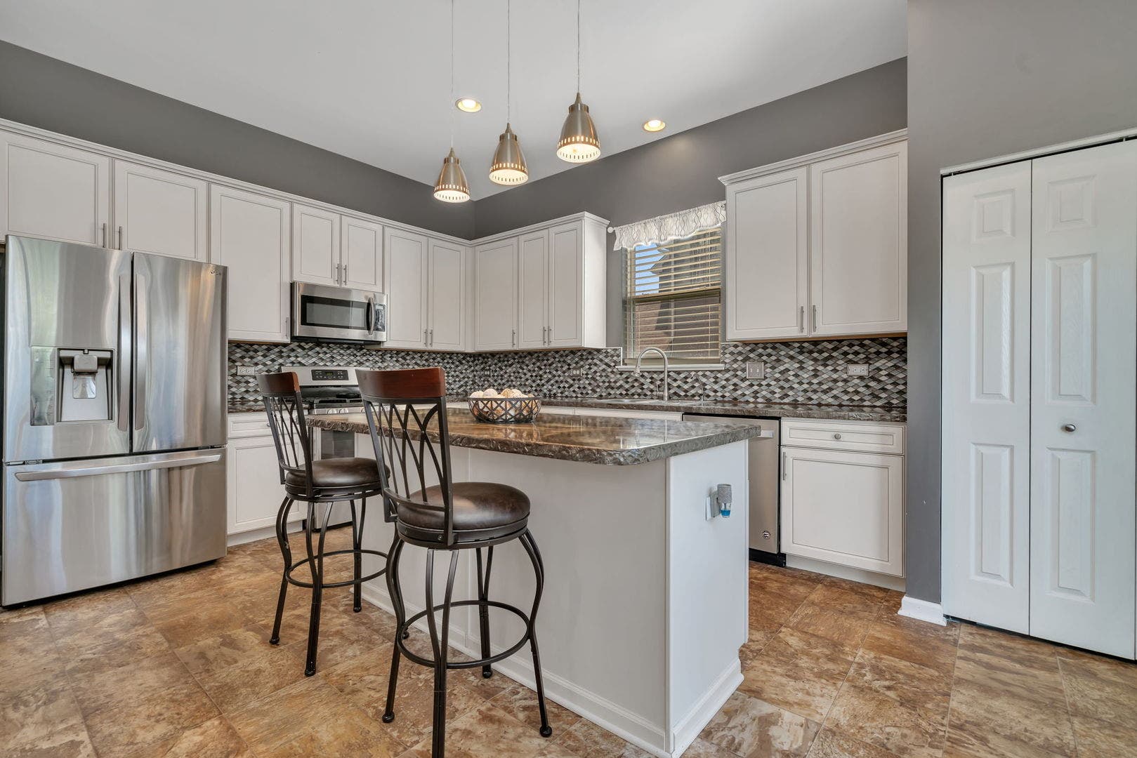 1801 Wild Rose Trail, Joliet, IL 60431 1801 Wild Rose Trail, Joliet, IL 60431
