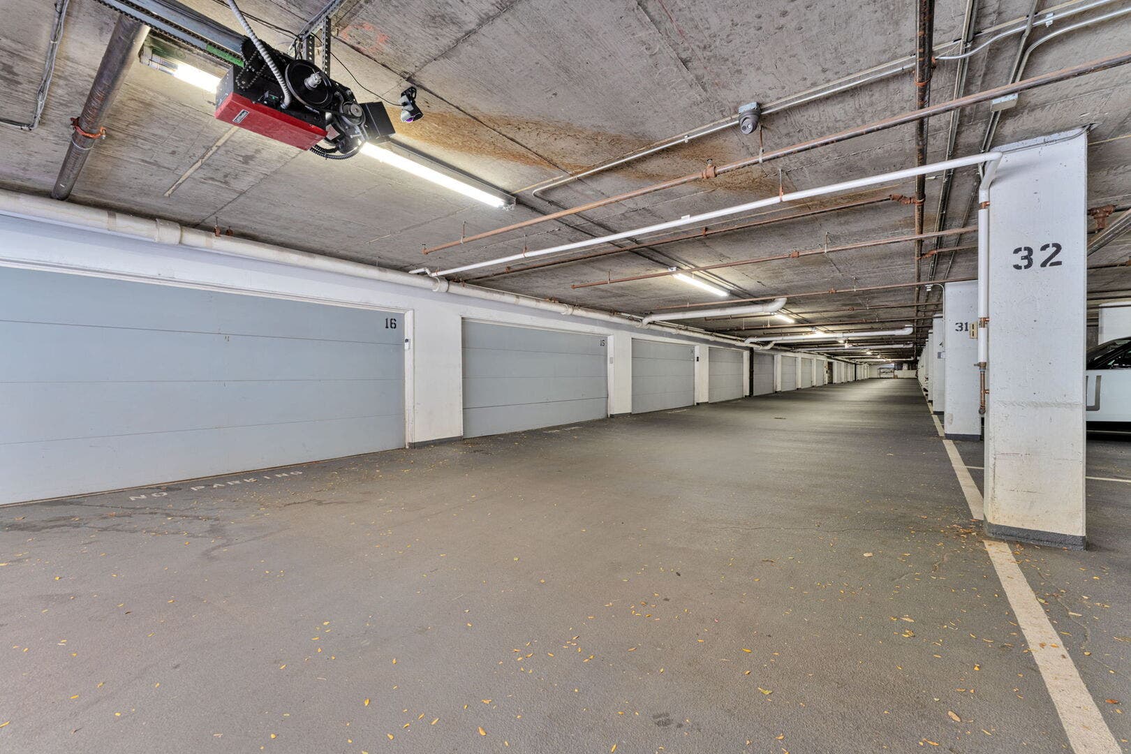 310 N Des Plaines Street, #A, Chicago, IL 60661 310 N Des Plaines Street, #A, Chicago, IL 60661