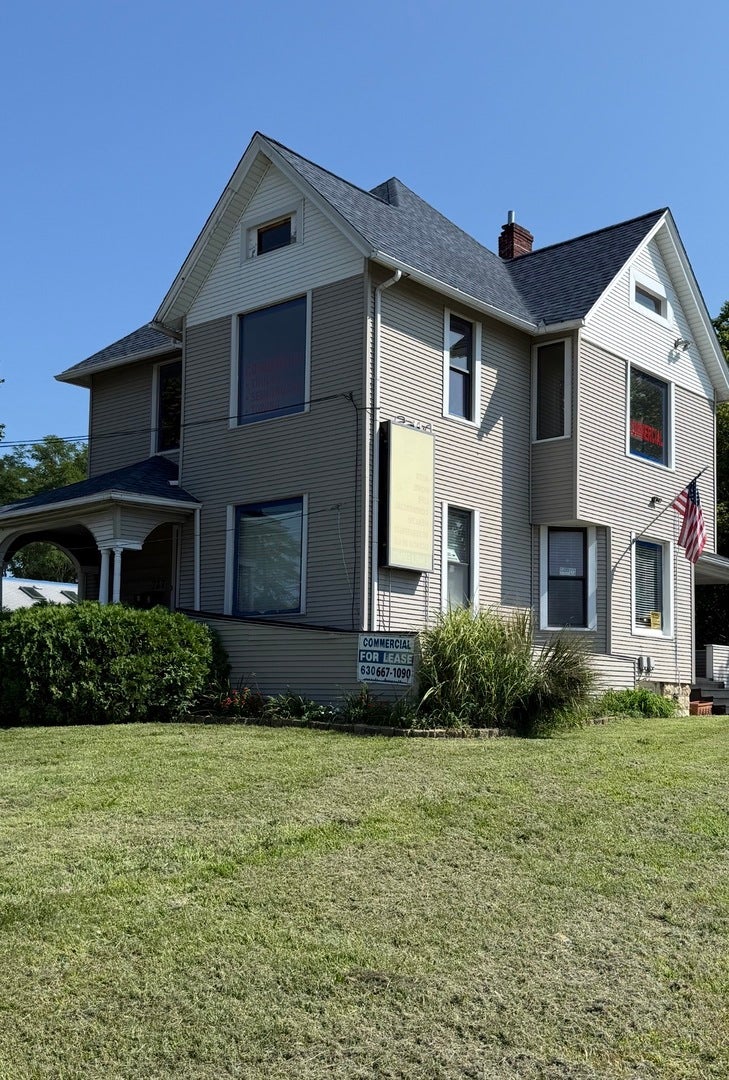 727 N. Lake St N Lake Street N, Aurora, IL 60507 727 N. Lake St N Lake Street N, Aurora, IL 60507