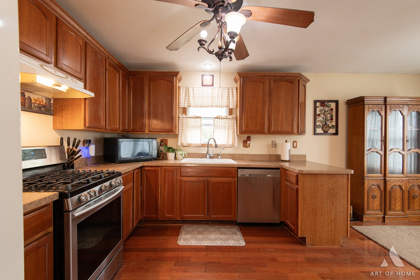 20653 S Frankfort Square Road, Frankfort, IL 60423 20653 S Frankfort Square Road, Frankfort, IL 60423