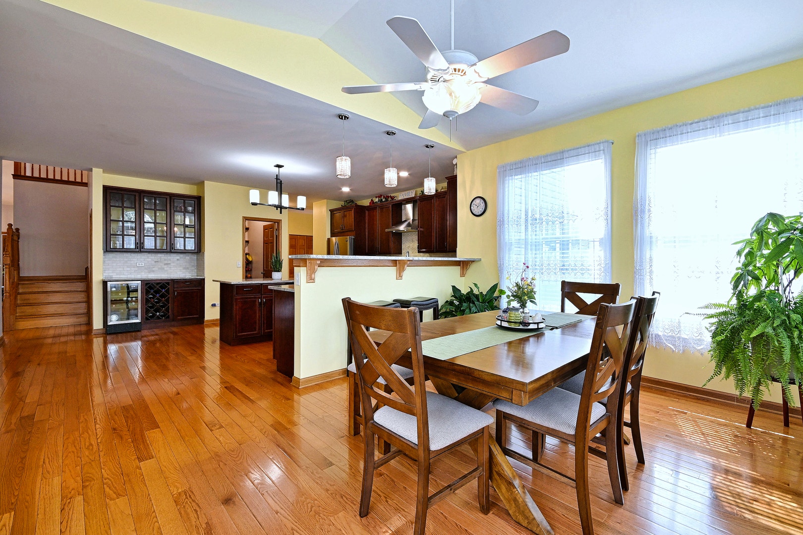 1452 Sage Drive, Bolingbrook, IL 60490 1452 Sage Drive, Bolingbrook, IL 60490