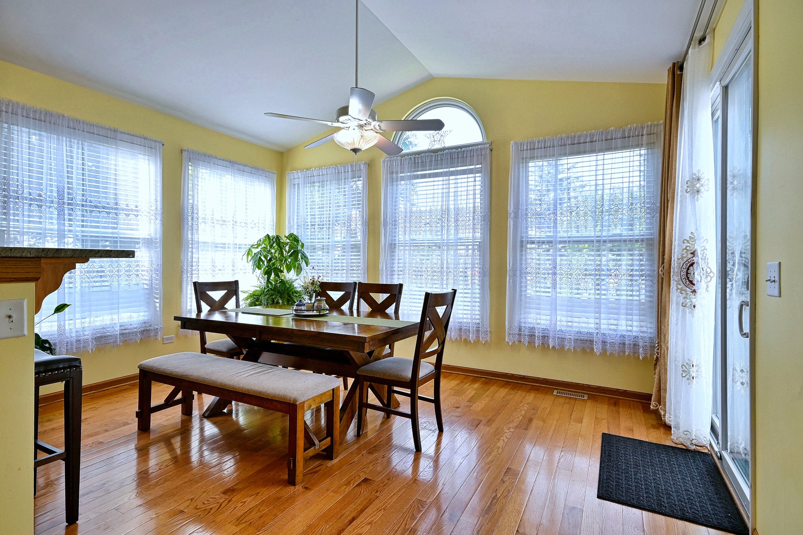 1452 Sage Drive, Bolingbrook, IL 60490 1452 Sage Drive, Bolingbrook, IL 60490