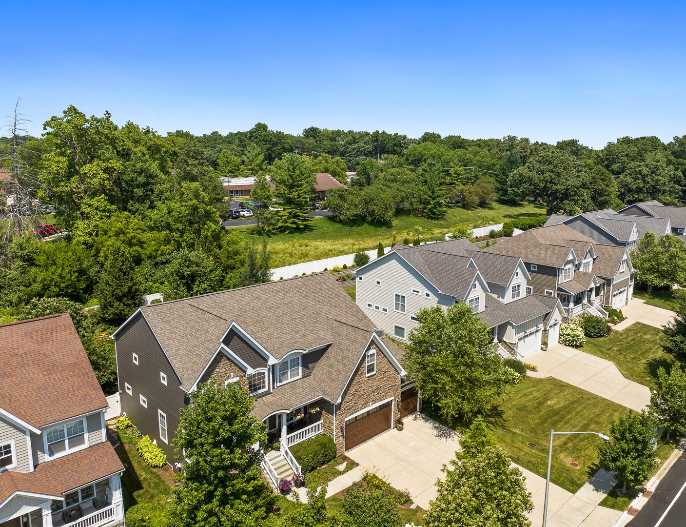 1354 35th Street, Downers Grove, IL 60515 1354 35th Street, Downers Grove, IL 60515