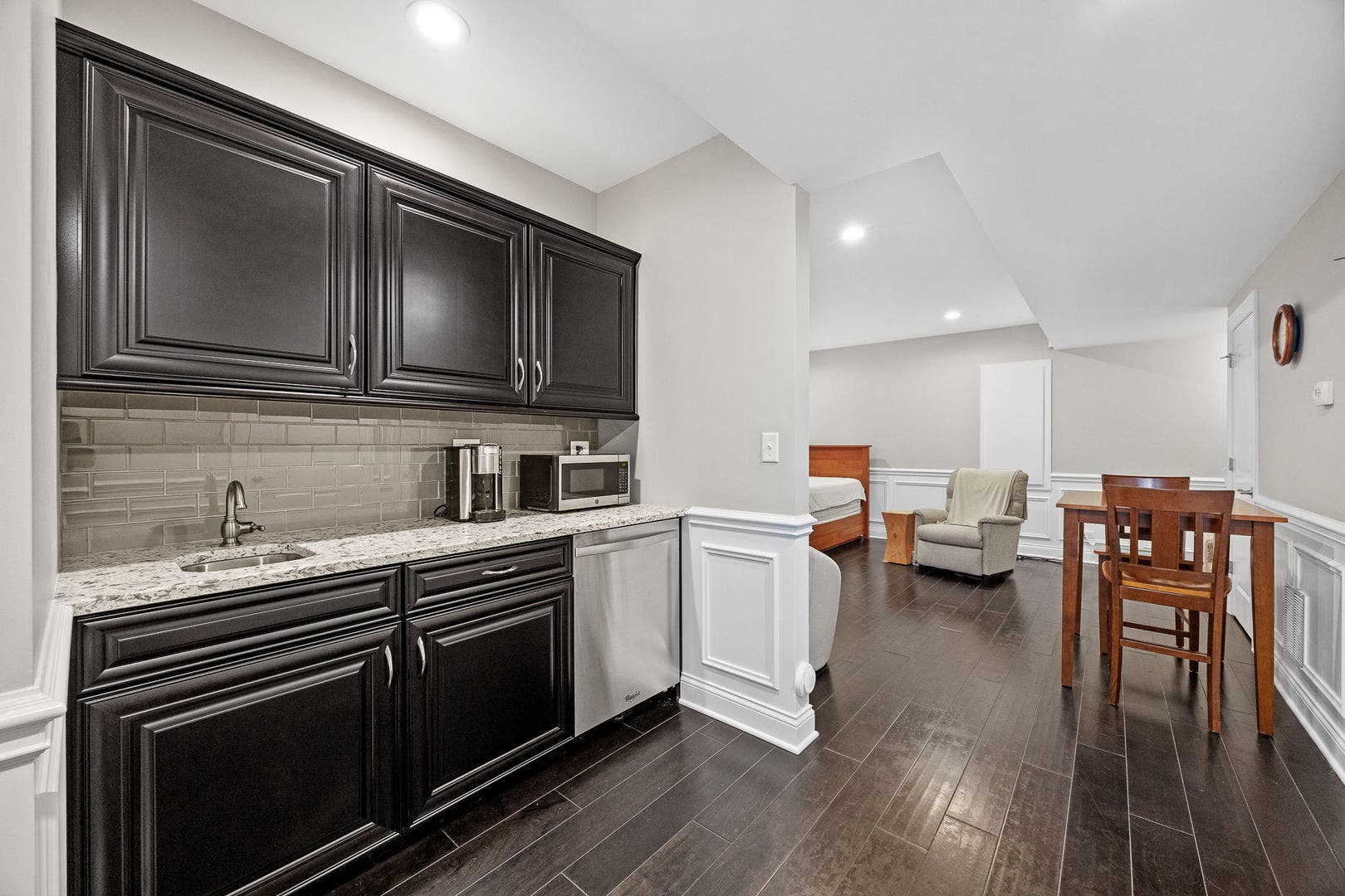 1354 35th Street, Downers Grove, IL 60515 1354 35th Street, Downers Grove, IL 60515