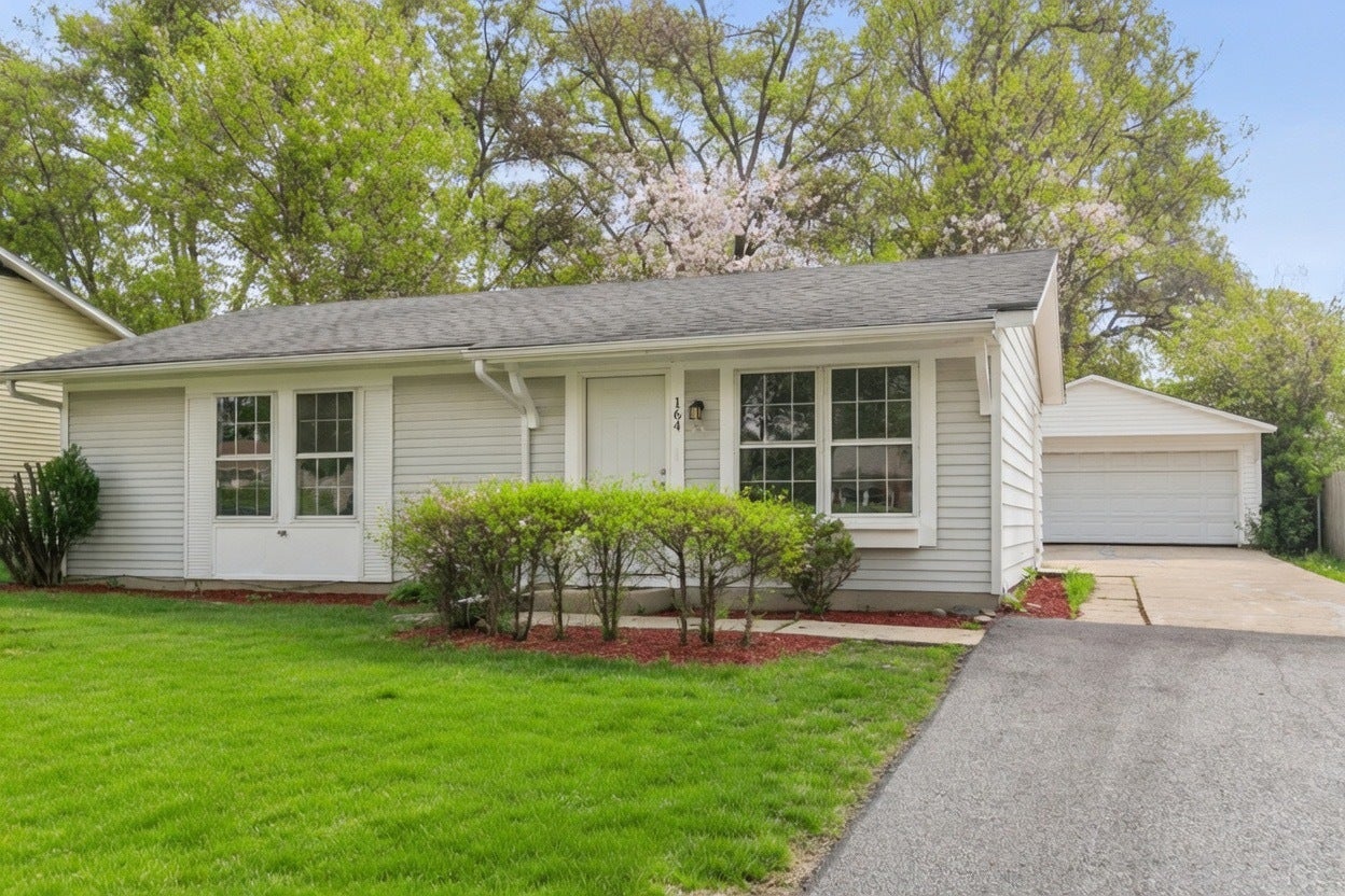 164 Galewood Drive, Bolingbrook, IL 60440 164 Galewood Drive, Bolingbrook, IL 60440