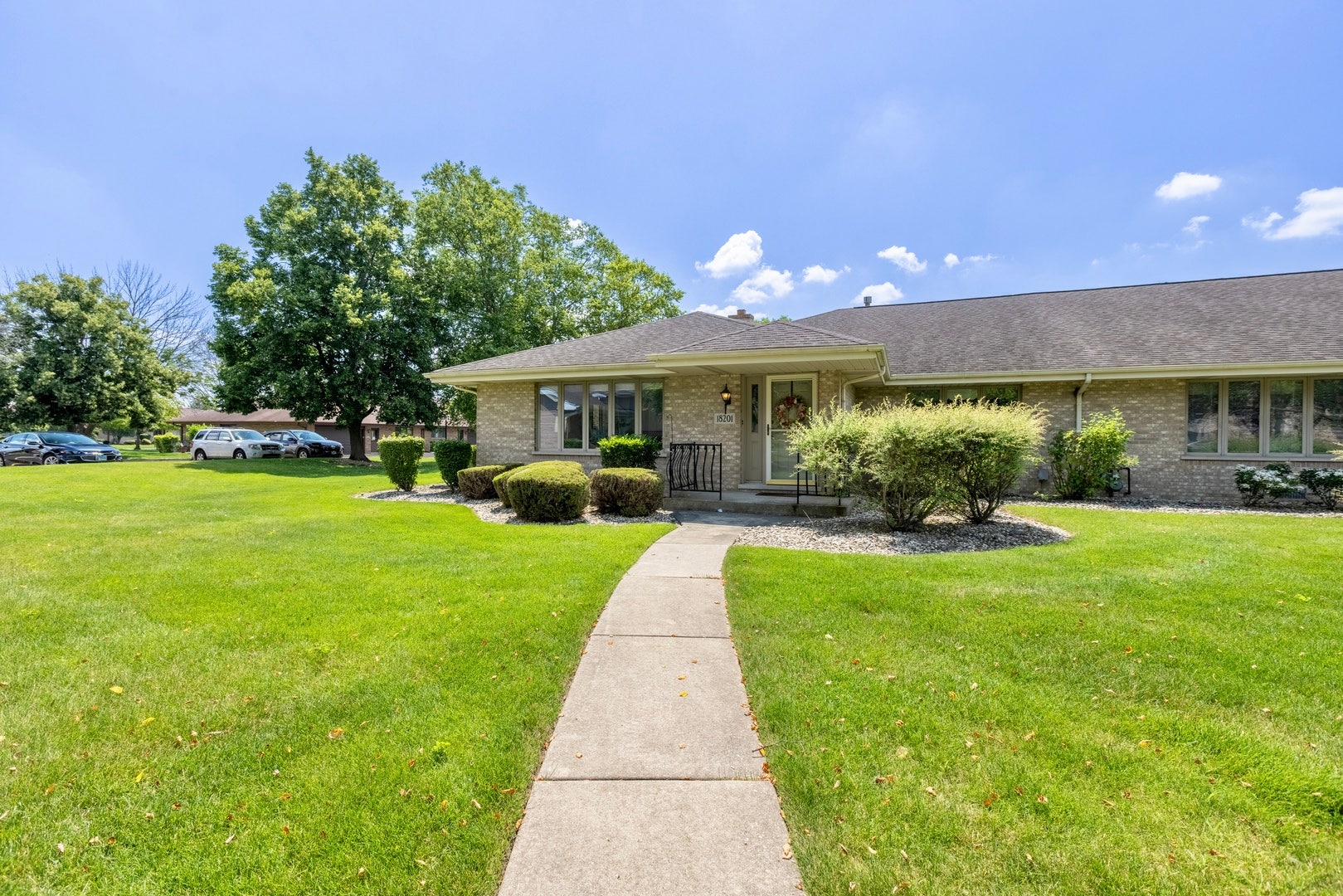 18201 Lynn Drive, #109, Orland Park, IL 60467