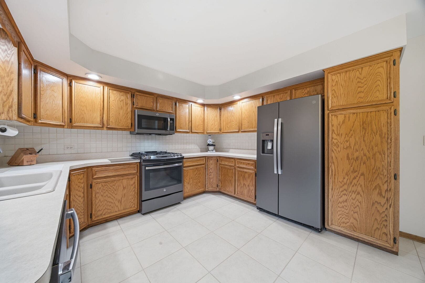 14519 S Pine Grove Drive, Homer Glen, IL 60491