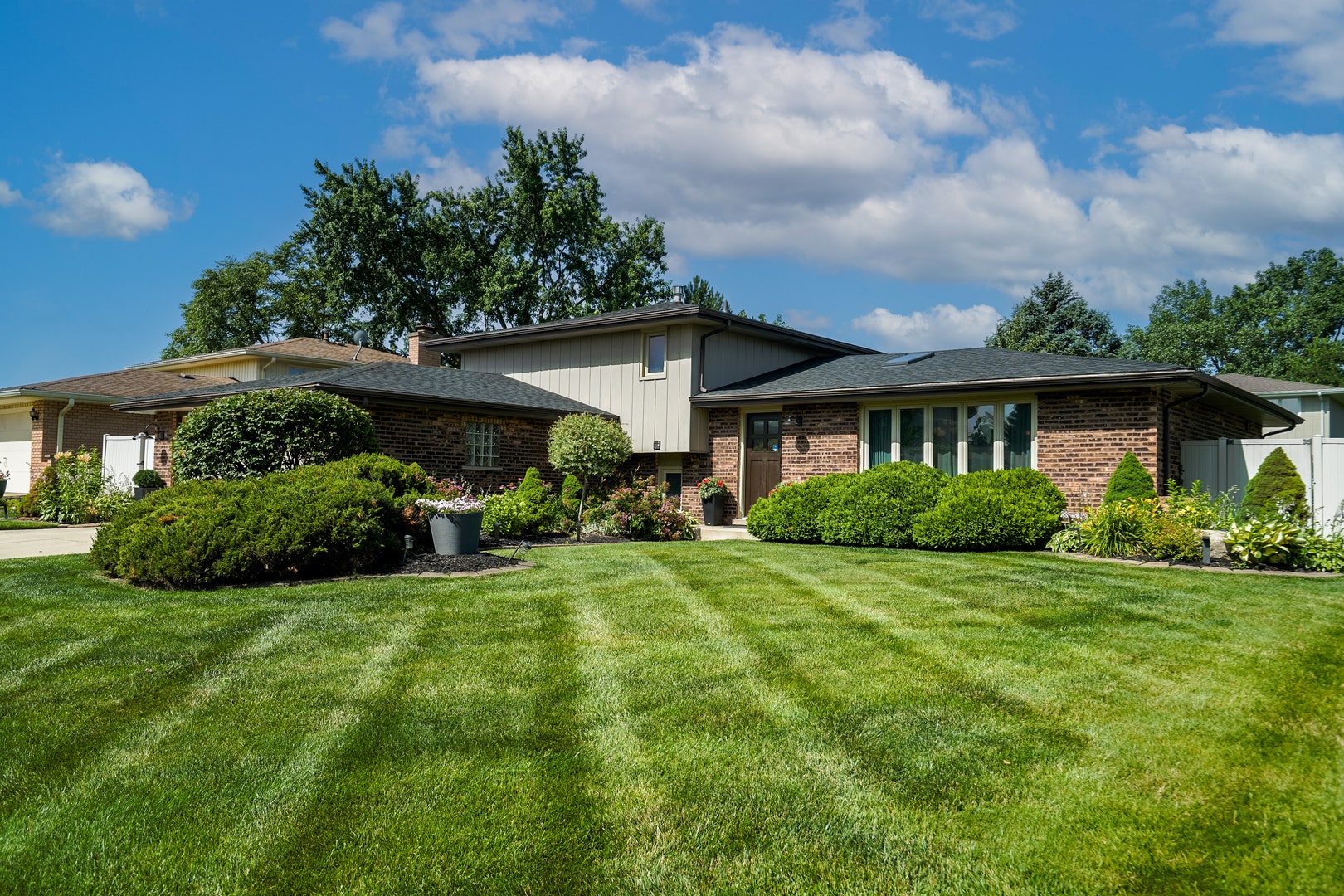 13940 Charleston Drive, Orland Park, IL 60462 13940 Charleston Drive, Orland Park, IL 60462