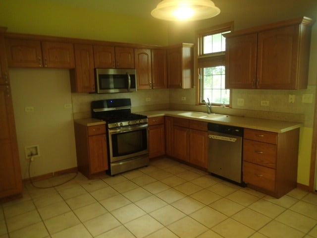 8107 Nielsen Drive, Tinley Park, IL 60477