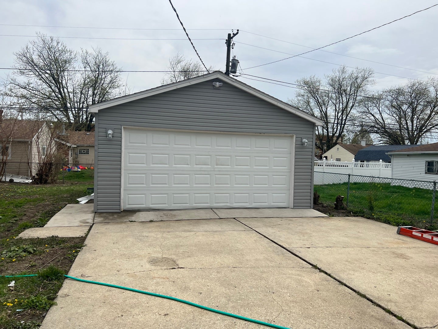 2016 Capri Avenue, Joliet, IL 60436 2016 Capri Avenue, Joliet, IL 60436