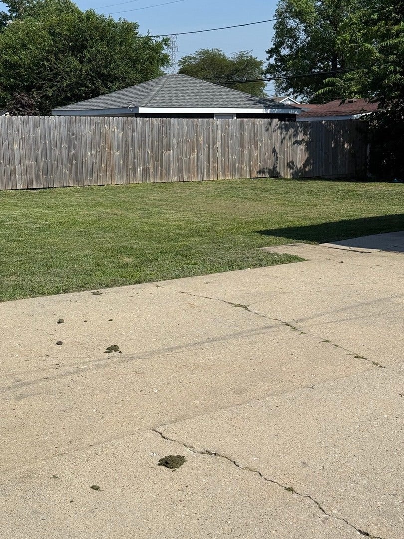 2016 Capri Avenue, Joliet, IL 60436 2016 Capri Avenue, Joliet, IL 60436