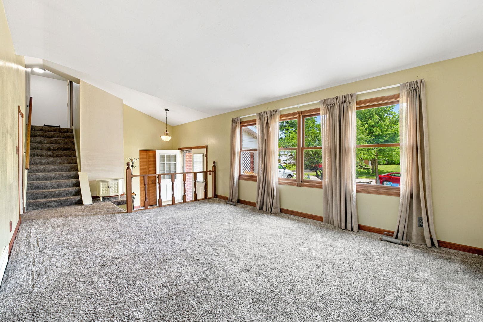 337 Huntington Way, Bolingbrook, IL 60440