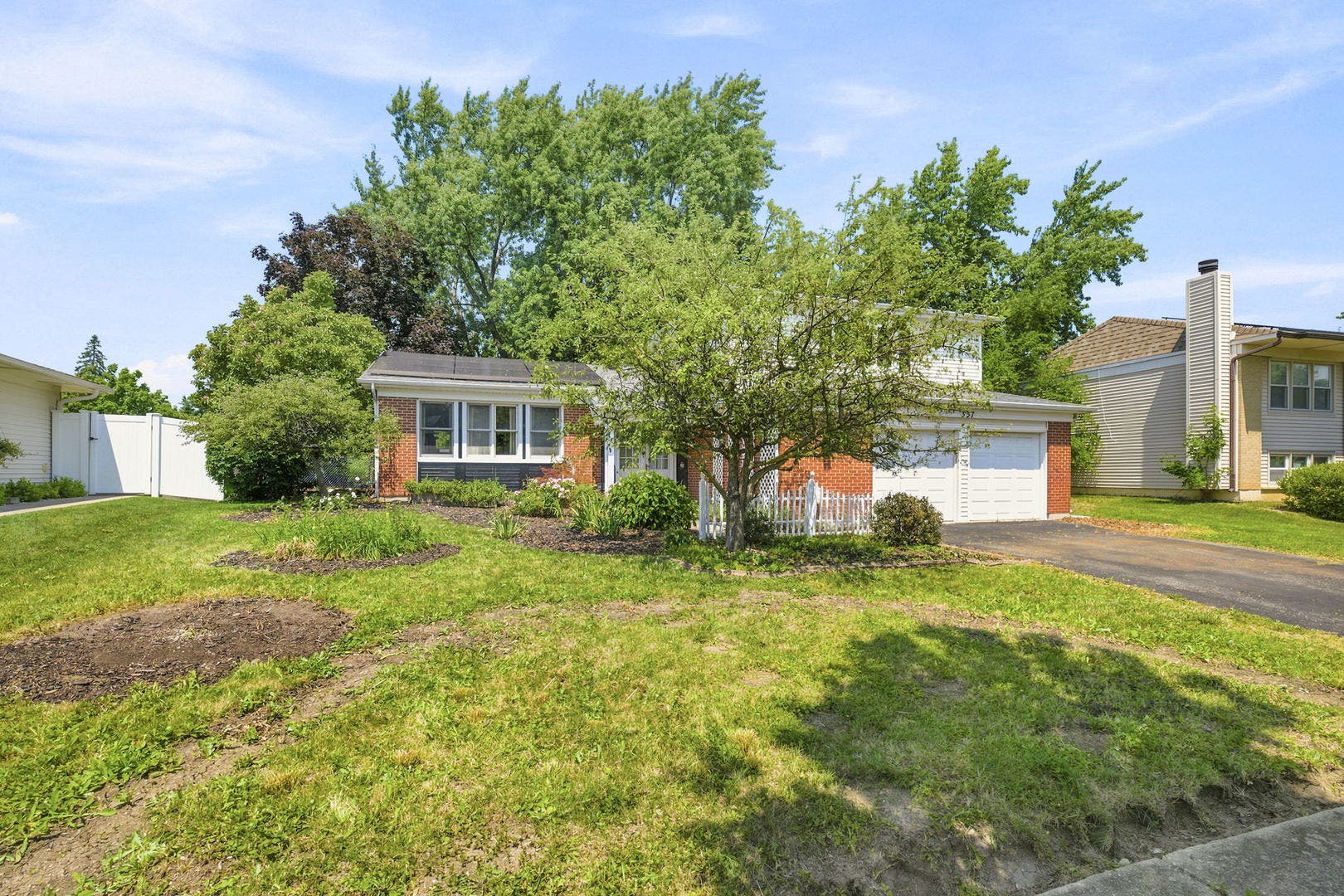 337 Huntington Way, Bolingbrook, IL 60440