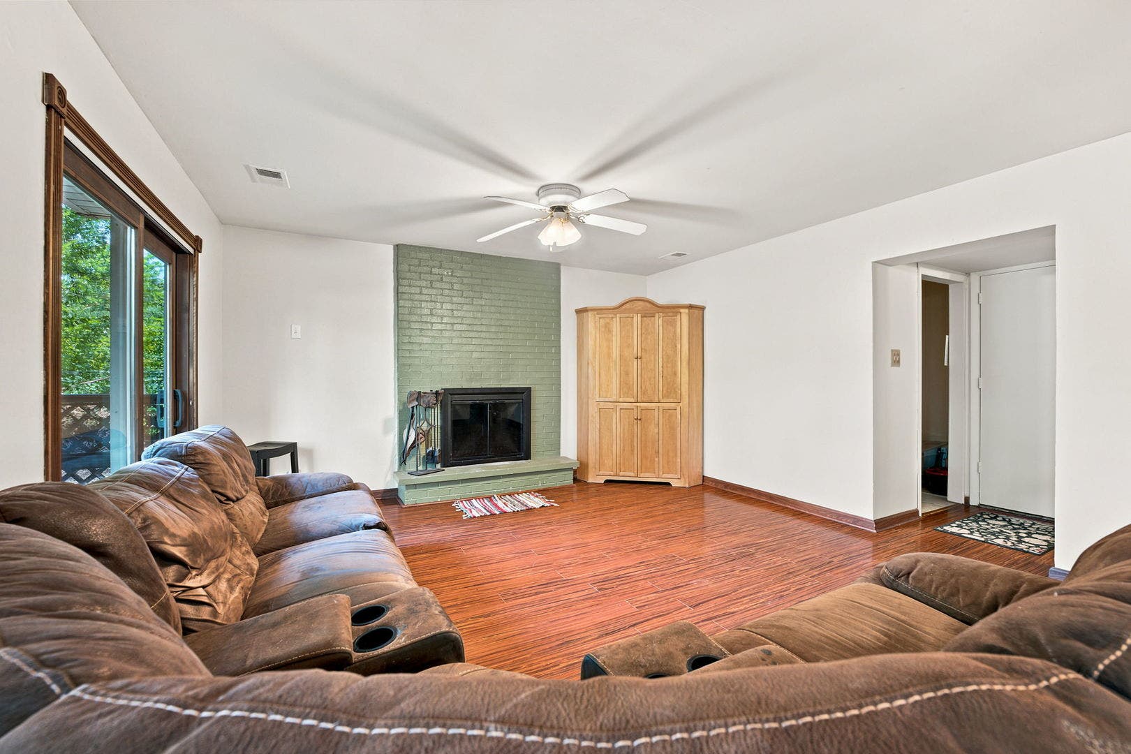 337 Huntington Way, Bolingbrook, IL 60440