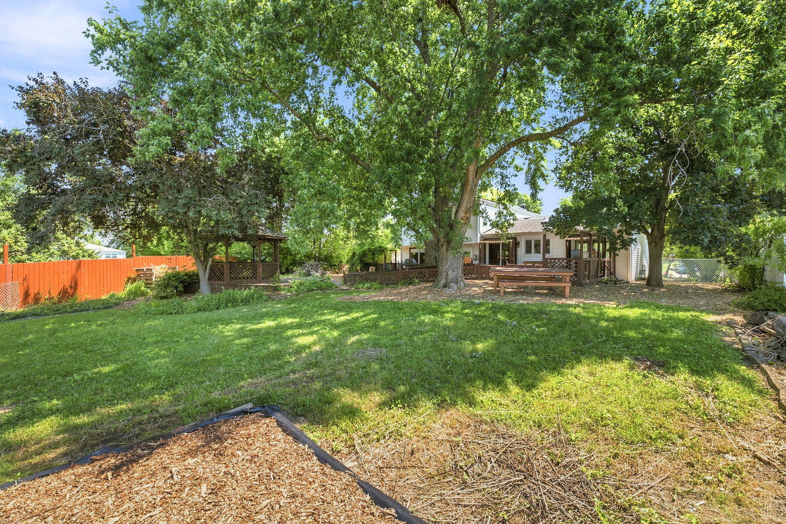 337 Huntington Way, Bolingbrook, IL 60440