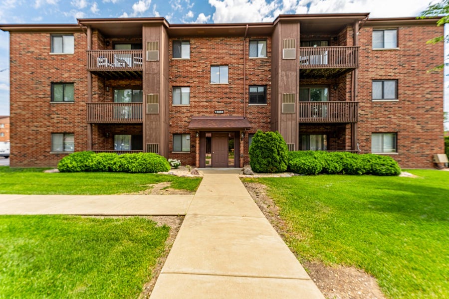 Property photo for 15805 Peggy Lane, Oak Forest, IL