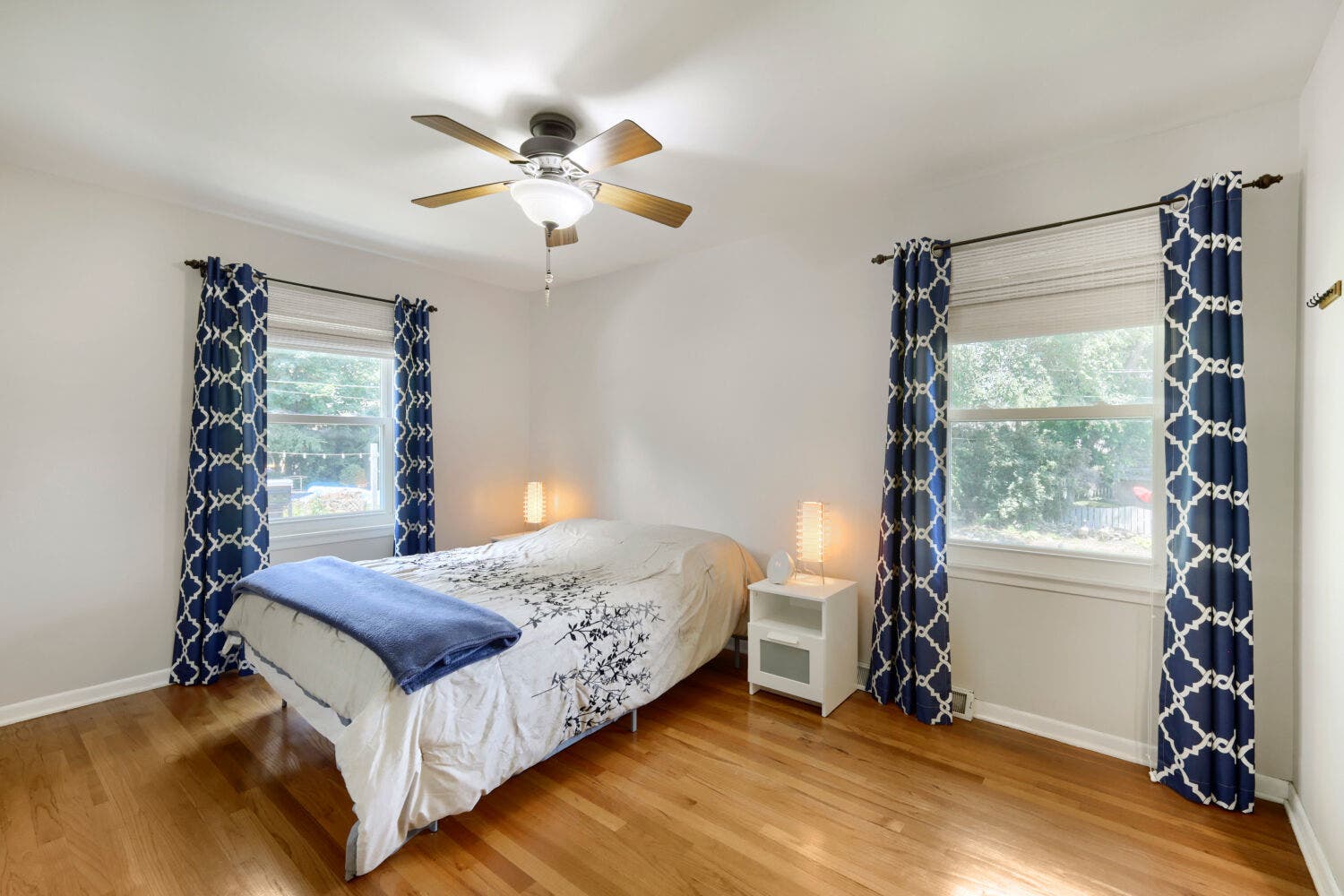 1434 Maple Lane, Elgin, IL 60123 1434 Maple Lane, Elgin, IL 60123