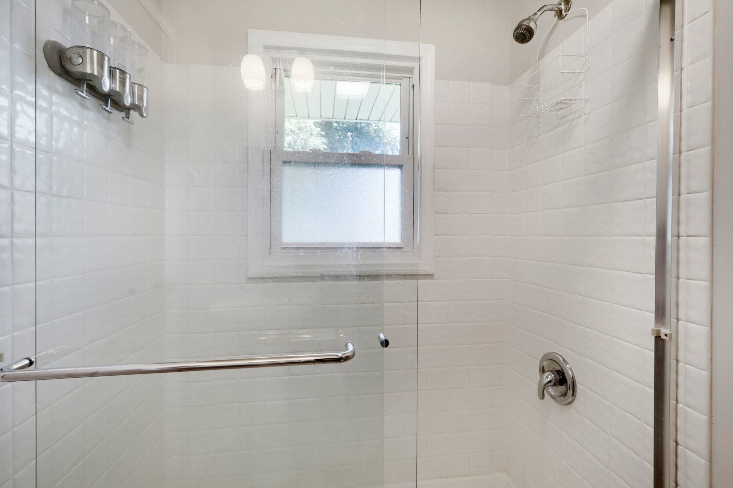 1434 Maple Lane, Elgin, IL 60123 1434 Maple Lane, Elgin, IL 60123